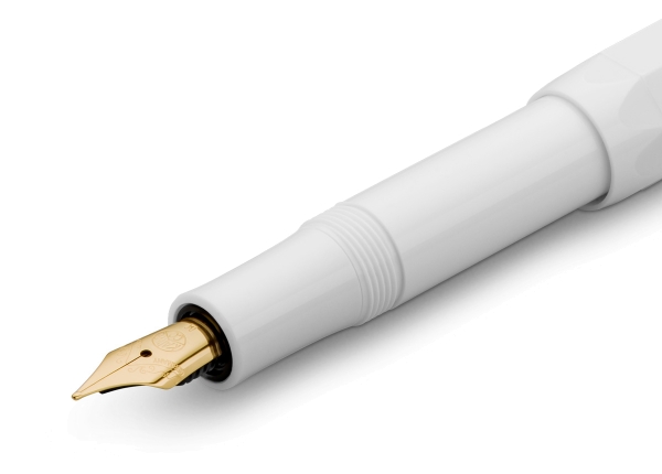 Classic Sport Fountain Pen White