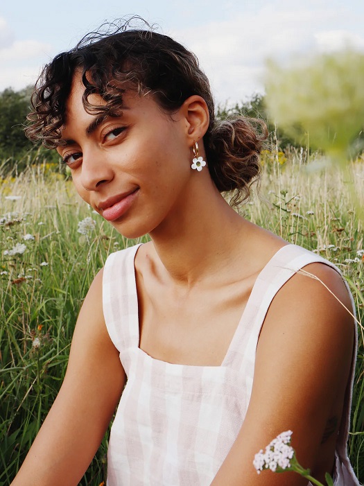 Mini Bloom Hoops in White Pearl