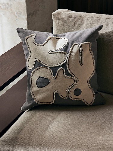 Figure Cushion