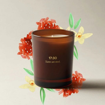 17:30 Scented Candle