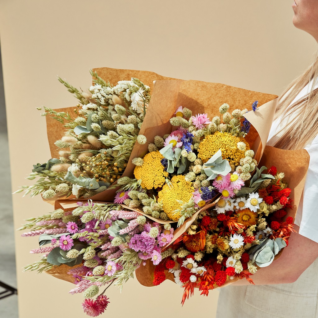 Dried Flowers Classic Bouquet - Pink