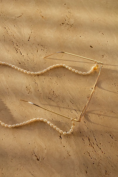 Pearly, Glasses Chain