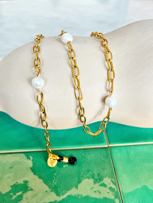 Busy Babe, Glasses Chain
