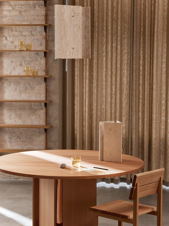 Oeste Pendant Lamp
