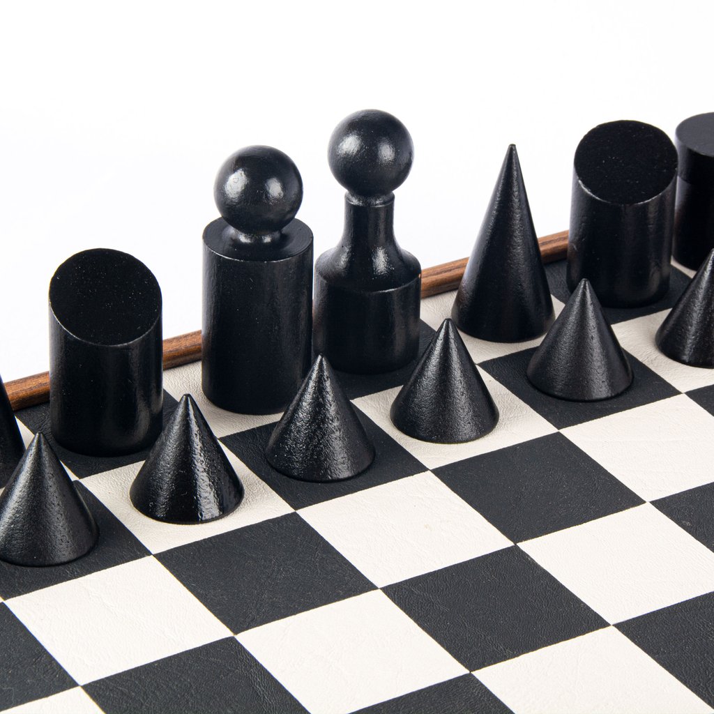 Bauhaus Style Chess Set 40x40cm