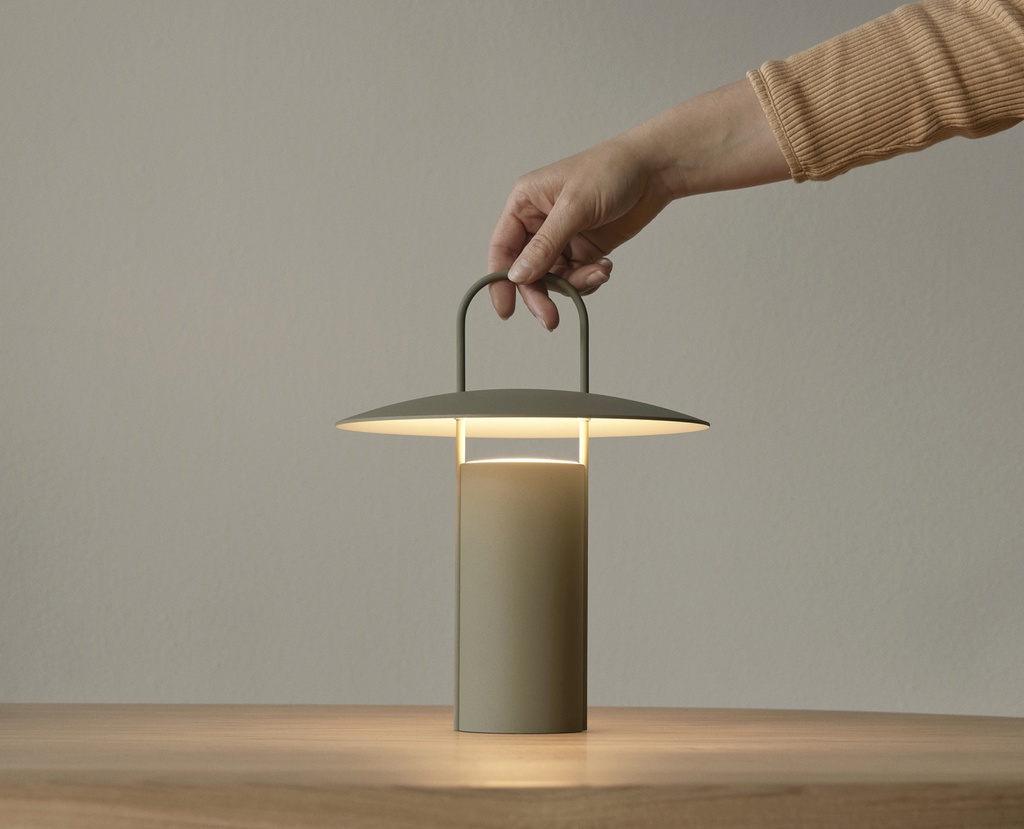 Ray Table Lamp, Portable