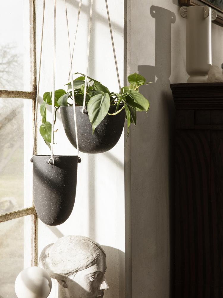 Speckle Hanging Pot, Large Black