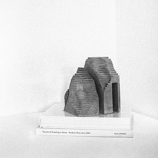 Bookend Castello